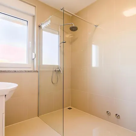 Awesome Home In Volme With Outdoor Swimming Pool *